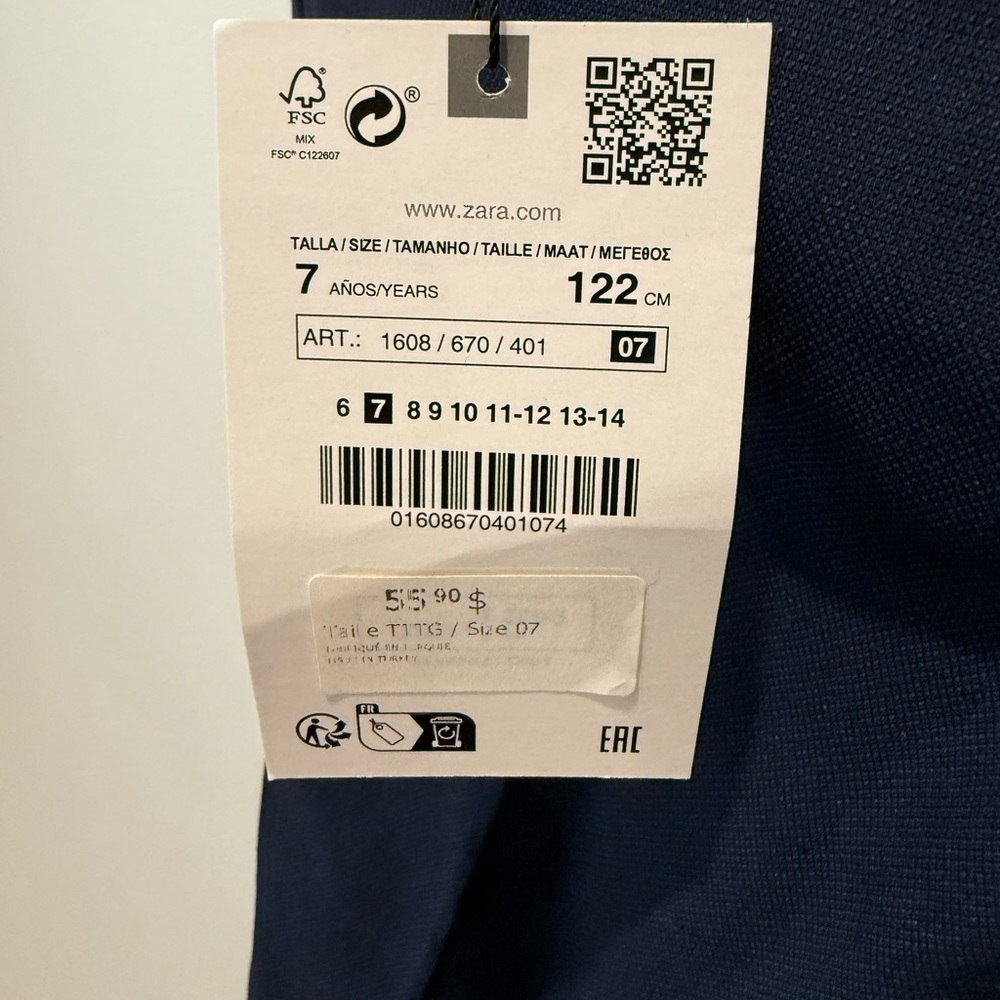 Boys Zara Classic White Button-Down Shirt with Navy Trousers - Picture 8 of 9